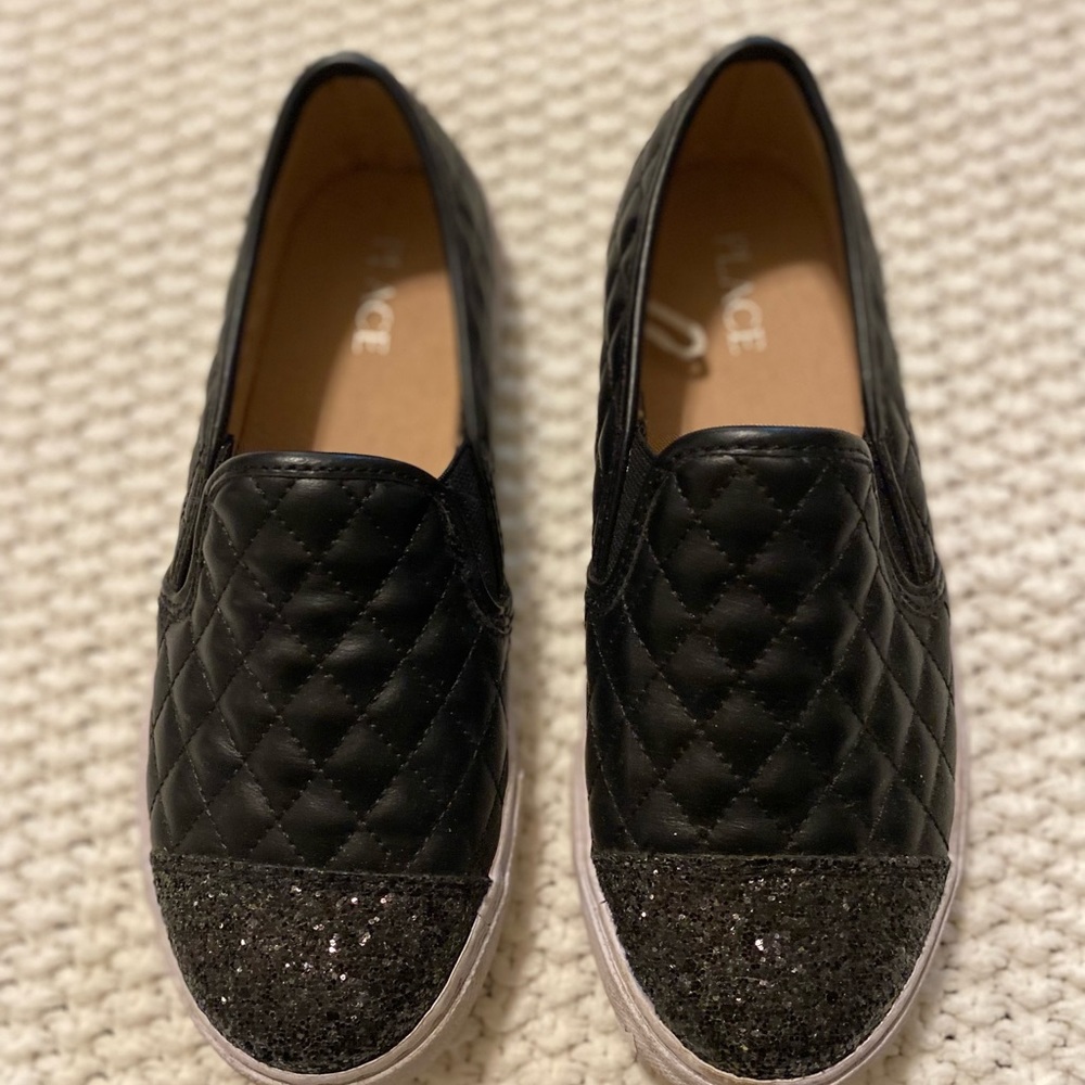 Black canvas